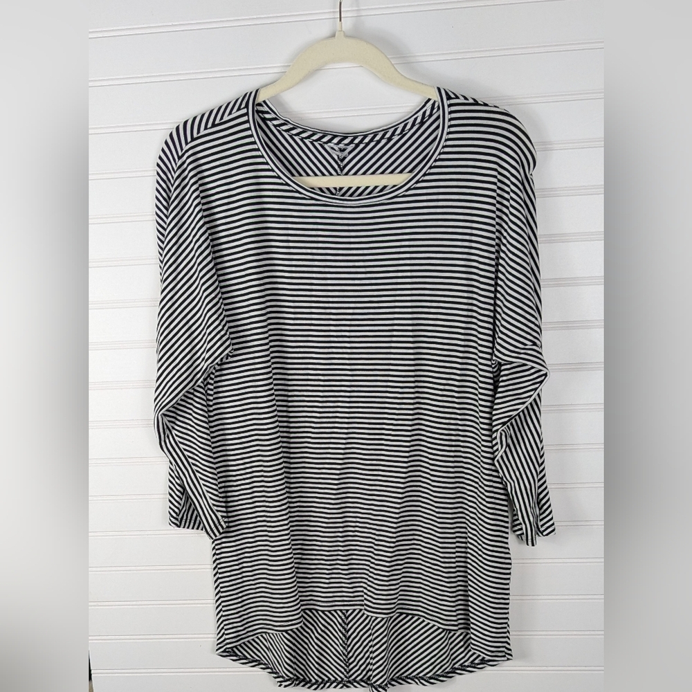 Chico's Black White Stripe 3/4  Sleeve Top 1(8-10)